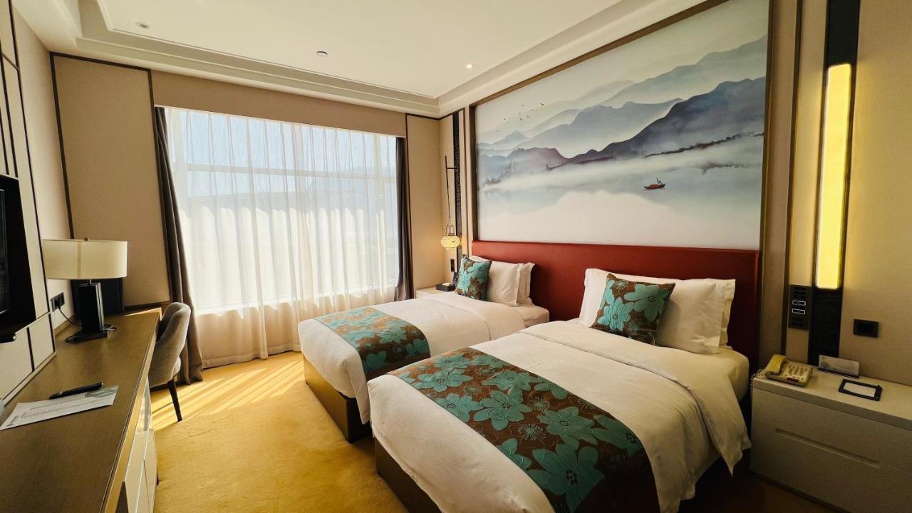 Weiselect Wanghu Hotel Kunming Exterior photo