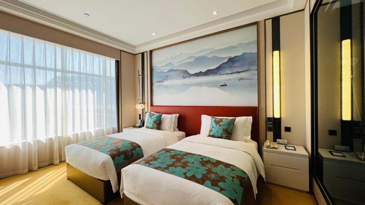 Weiselect Wanghu Hotel Kunming Exterior photo