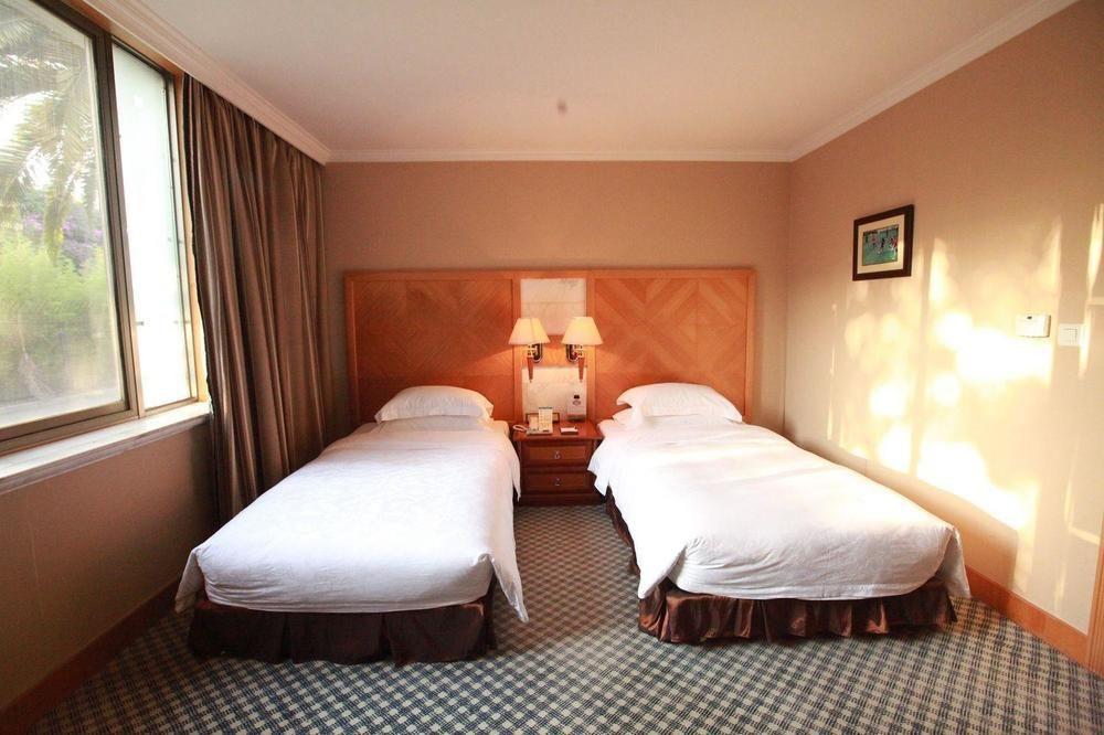 Weiselect Wanghu Hotel Kunming Exterior photo